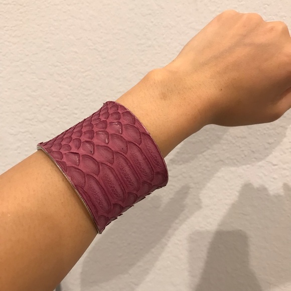 Purple genuine python bangle - Picture 2 of 3